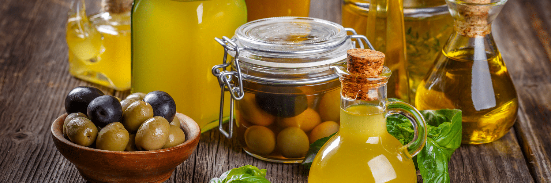 Different types of oils in bottles